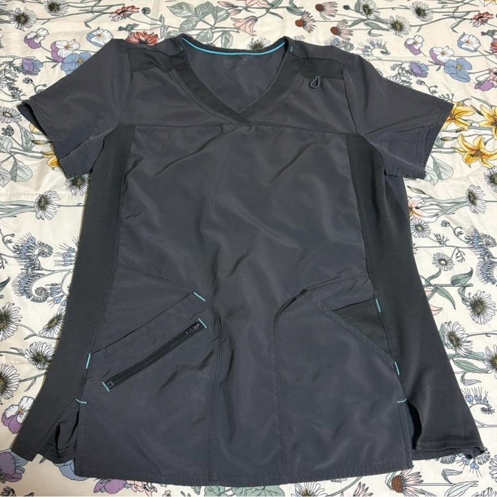 Women's V-Neck Scrub Top - Black
